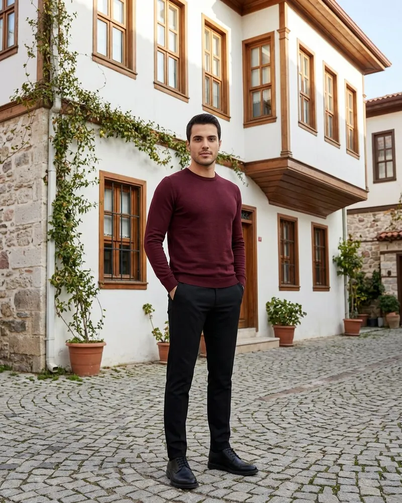 Burgundy Crew-Neck Sweater - SAVAS