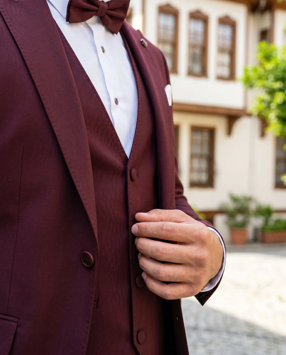Burgundy Wedding Suit Look - 4