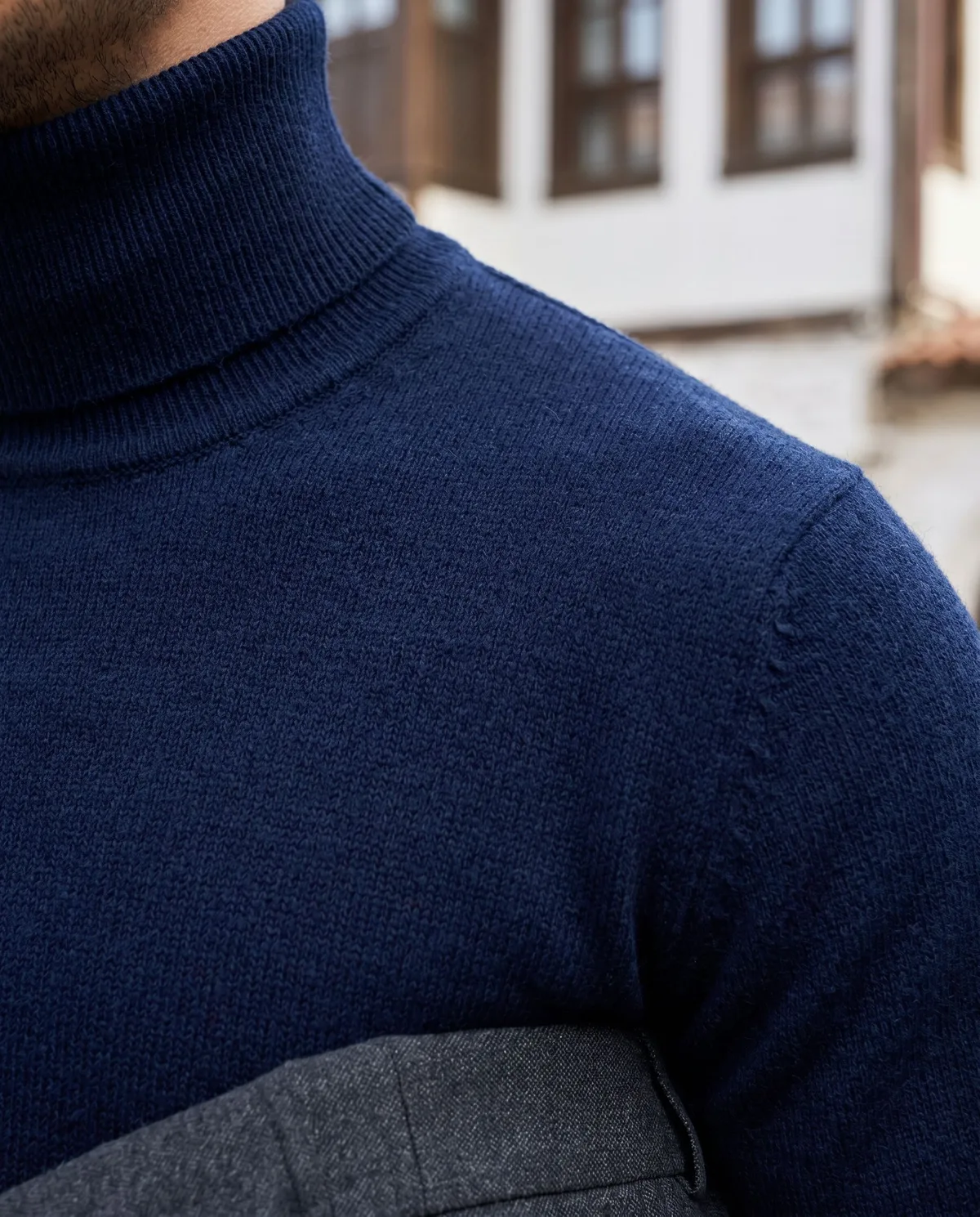Navy Turtleneck Look - 4